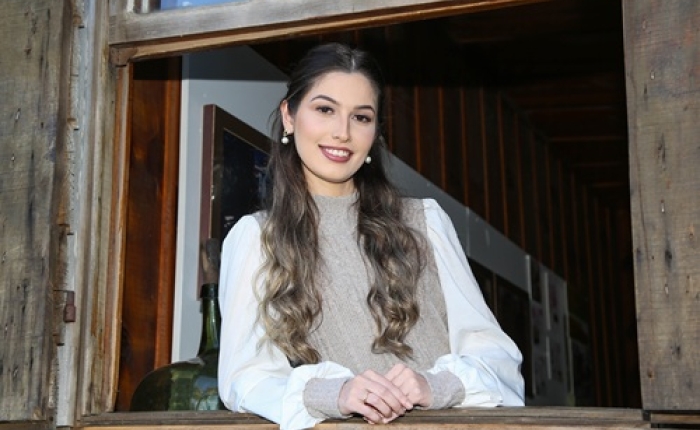 Conheça a Candidata: Évelen Gonzaga de Morais	
